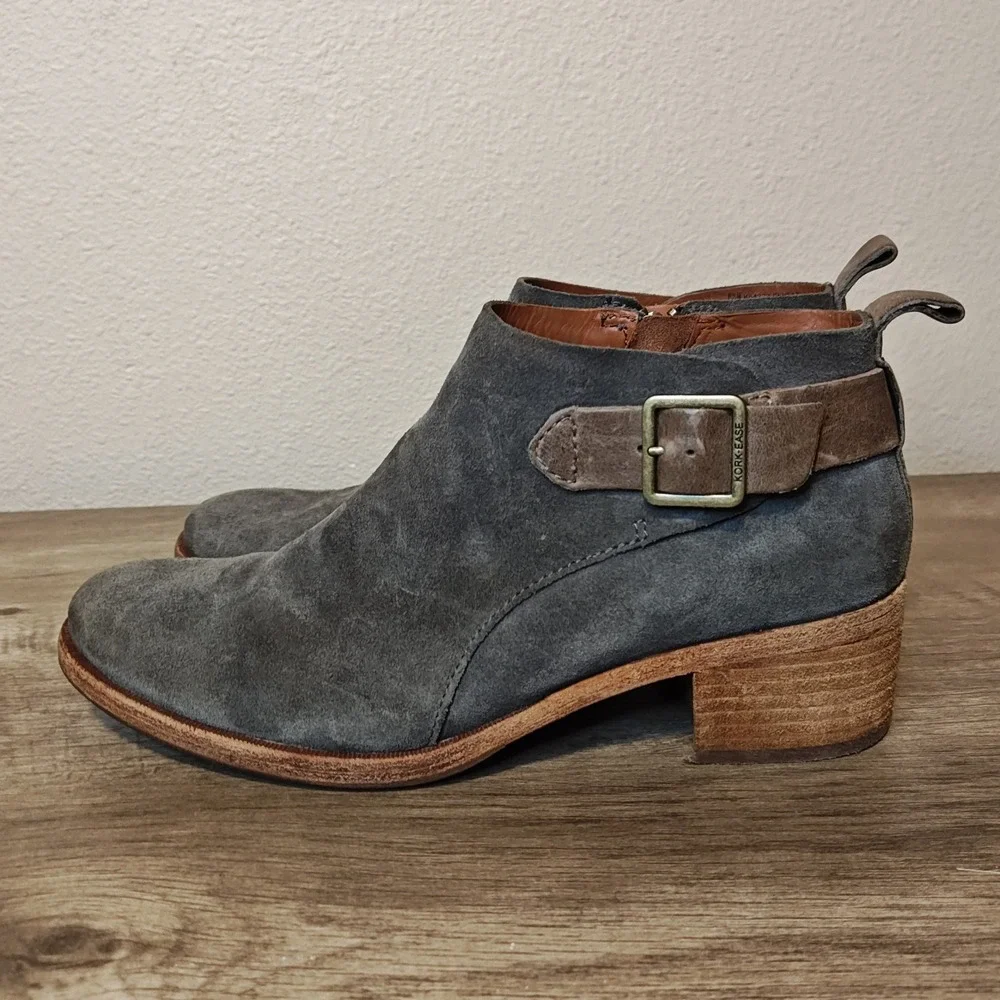 Kork-Ease Mesa Suede Ankle Boots Women‎ 8.5 Grey Brown Buckle Block Heel K54222